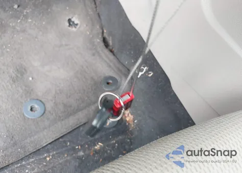 2013 Ford Focus Se z USA, uszkodzony, nr VIN 1FADP3F24DL142806